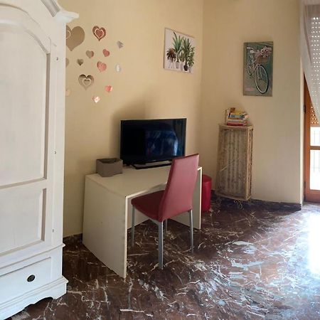 La Dimora Di Vesta Bed and Breakfast Lecce Exteriör bild