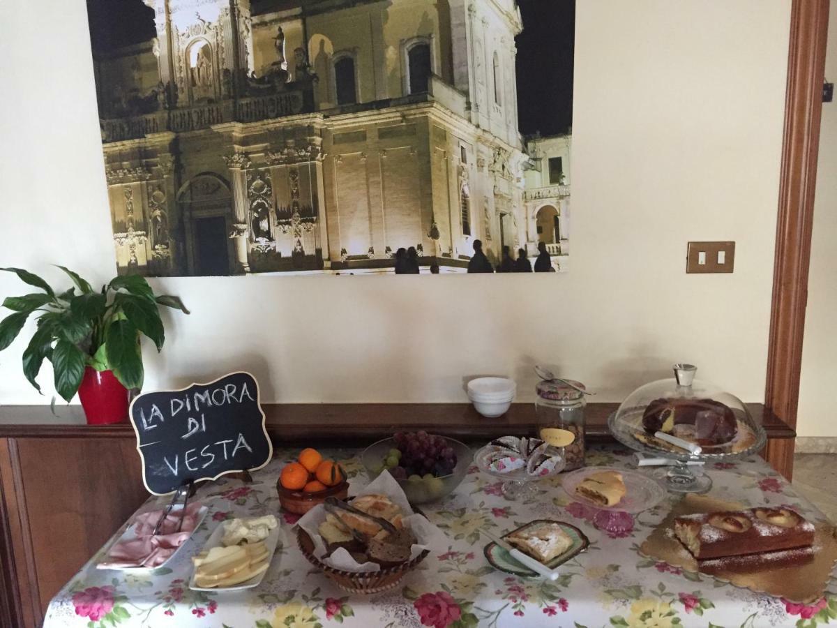 La Dimora Di Vesta Bed and Breakfast Lecce Exteriör bild